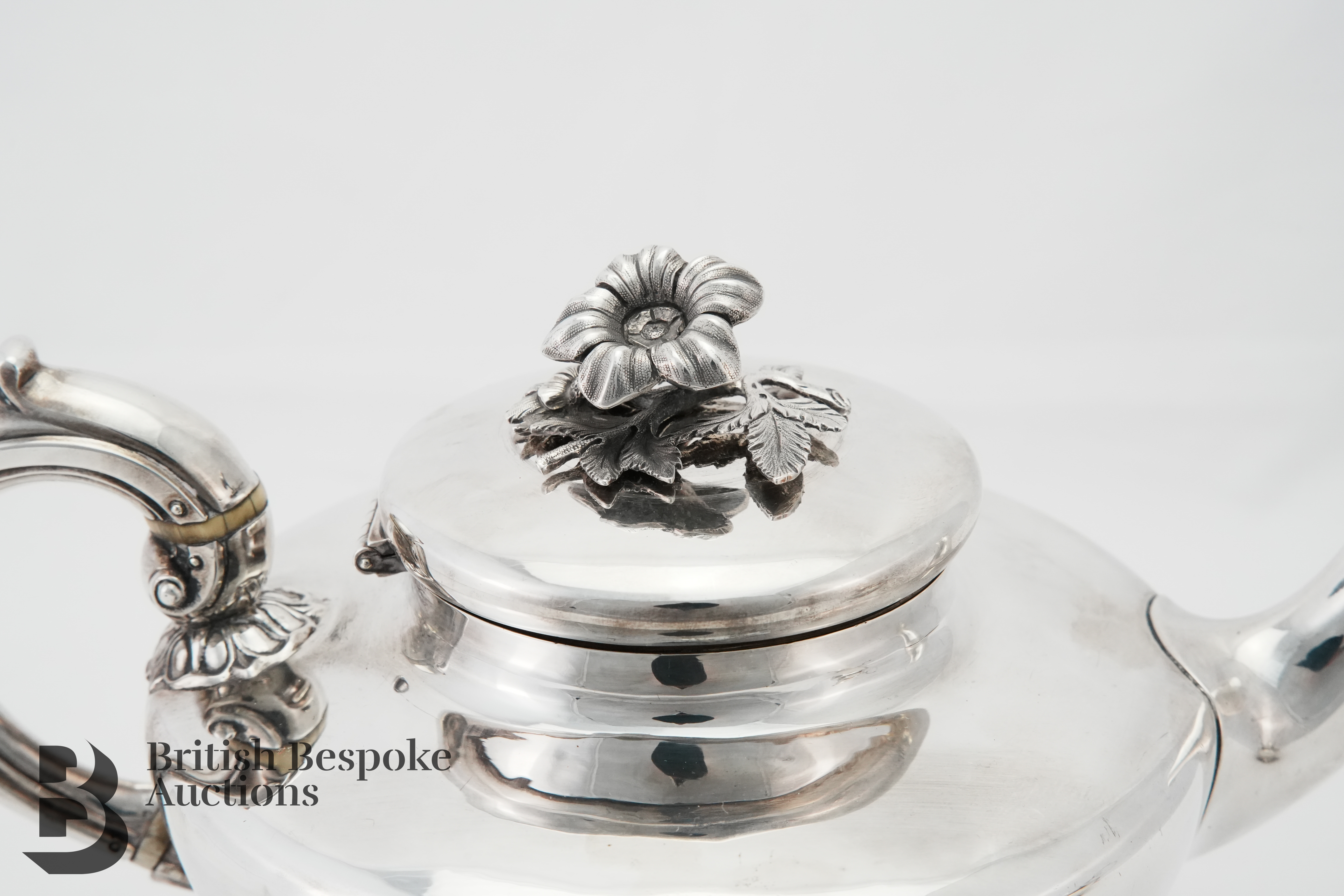 Victorian Silver Tea Pot - Image 4 of 8