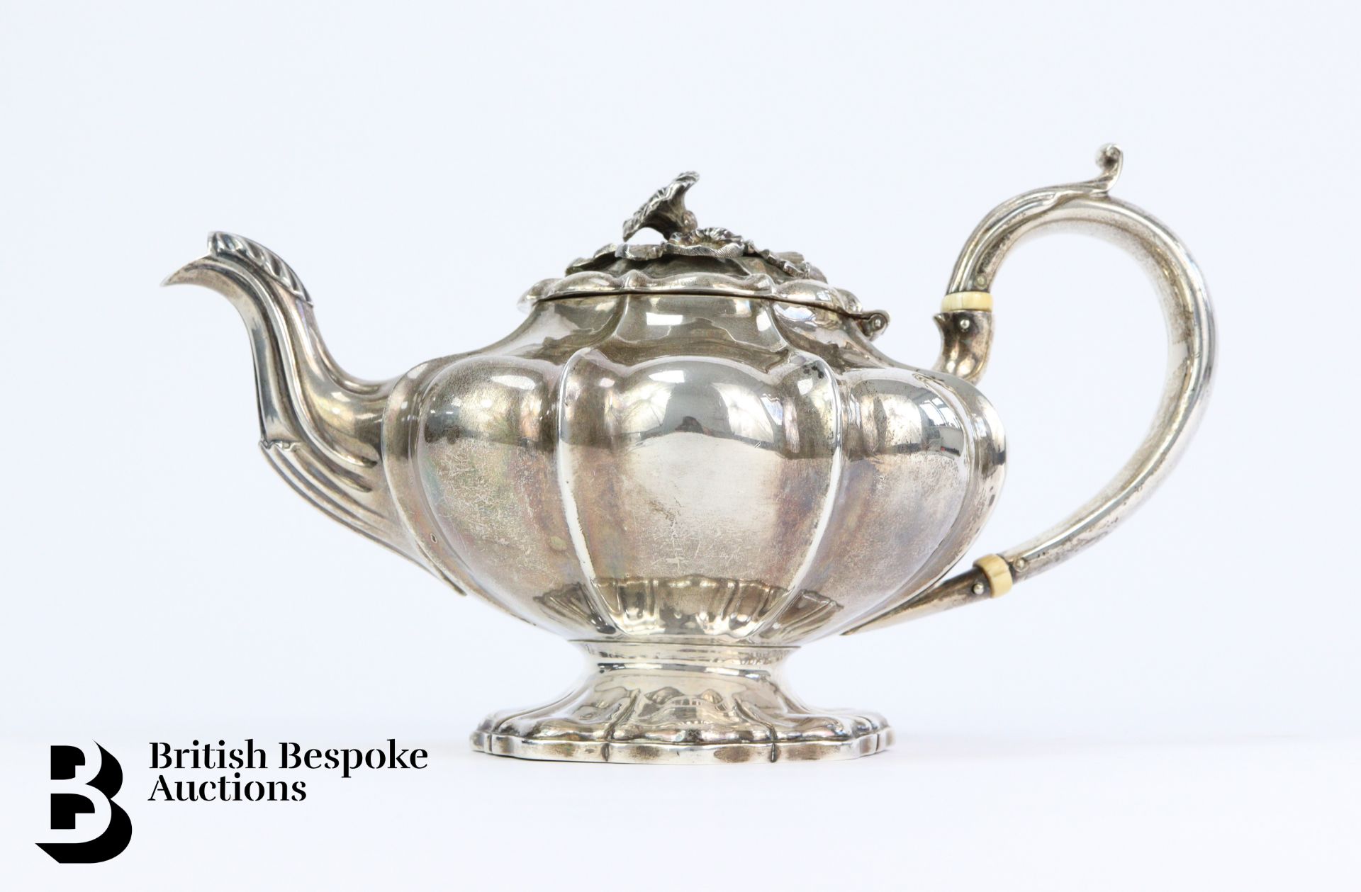 George IV Silver Teapot - Image 2 of 8