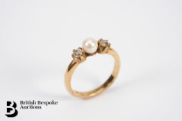 18ct Yellow Gold Diamond and Pearl Ring
