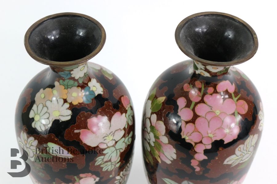 Pair of Chinese Cloisonne Vases - Image 4 of 8
