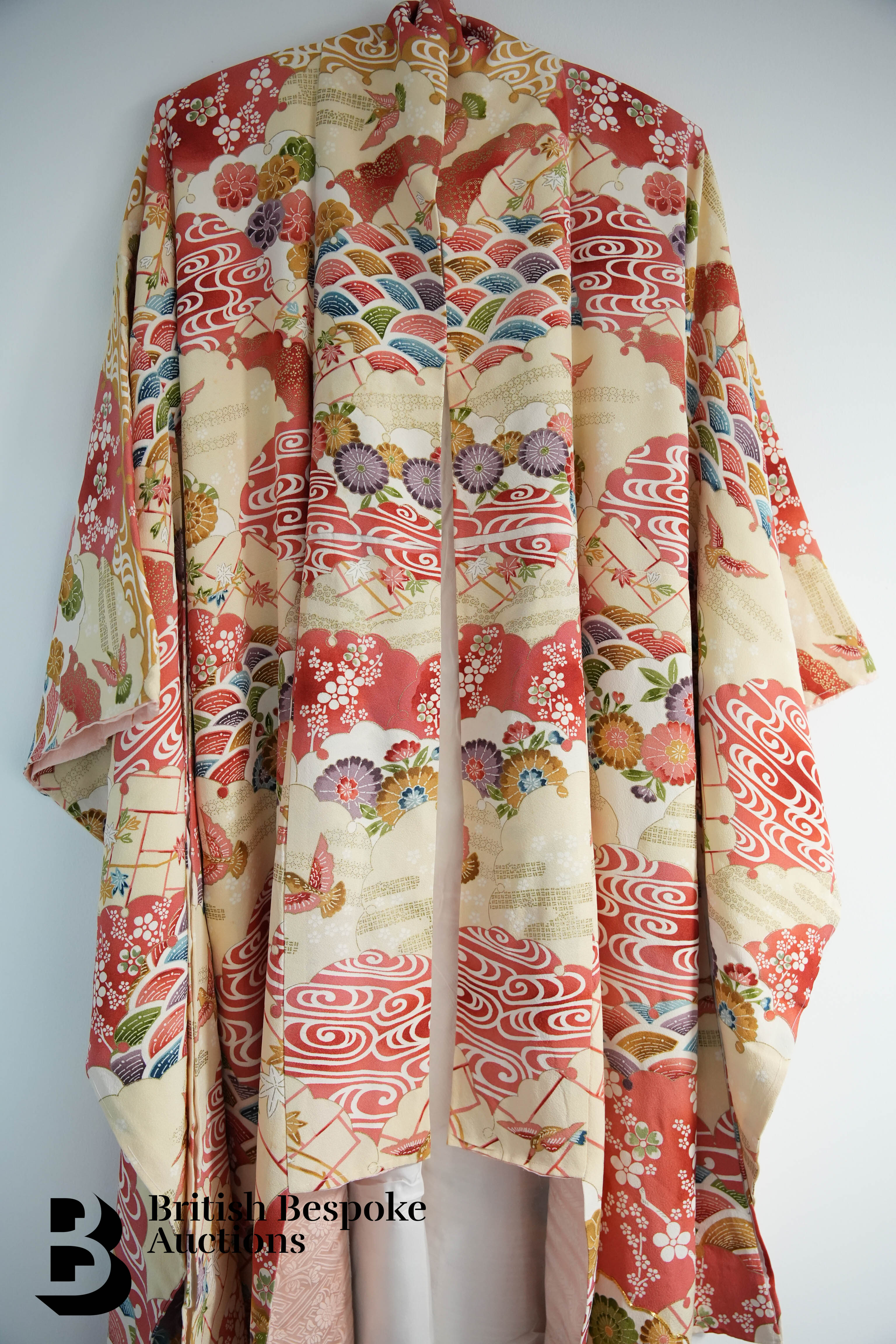 Two Japanese Kimono - Image 2 of 8