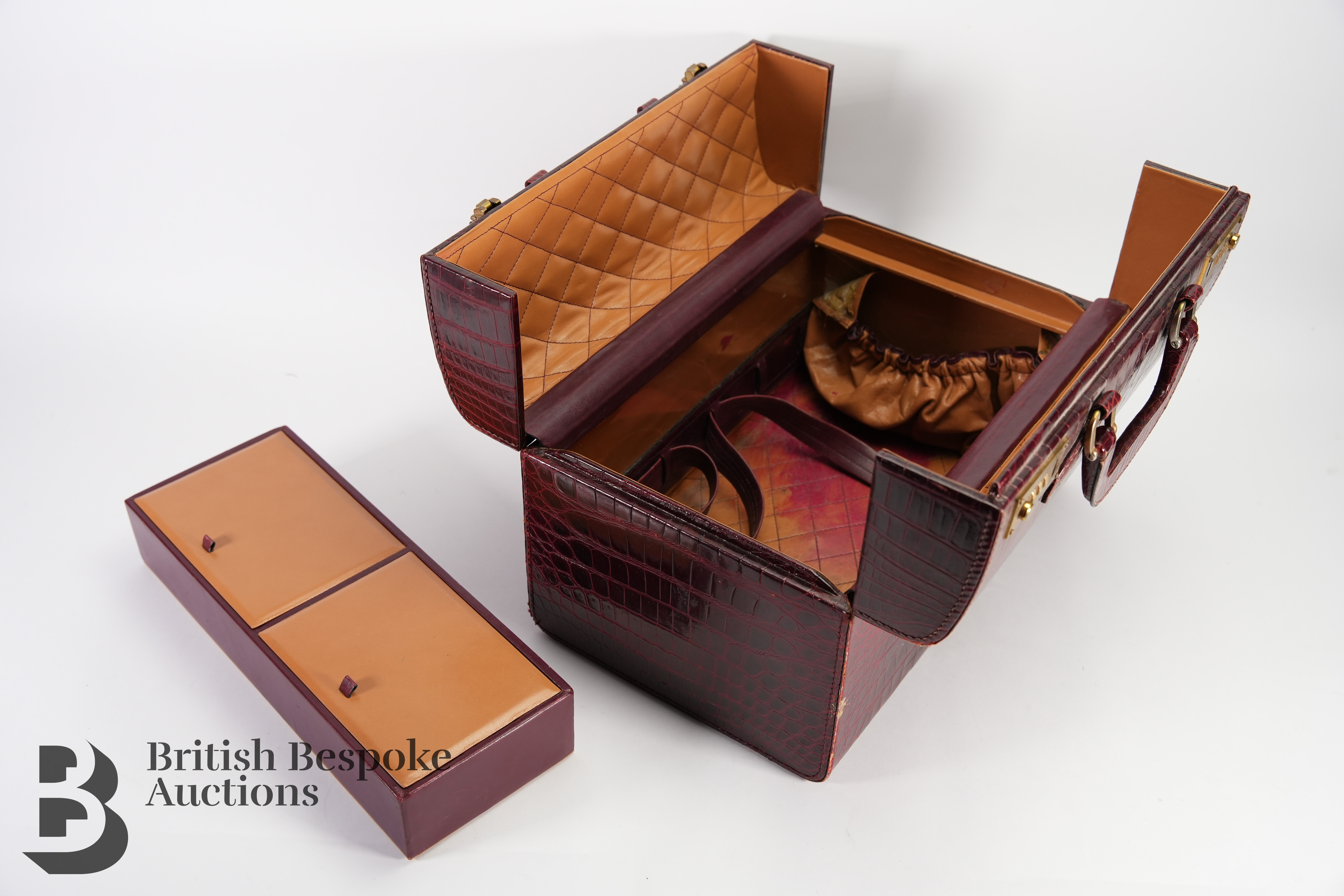 Asprey Style Leather Travel Case - Image 3 of 3