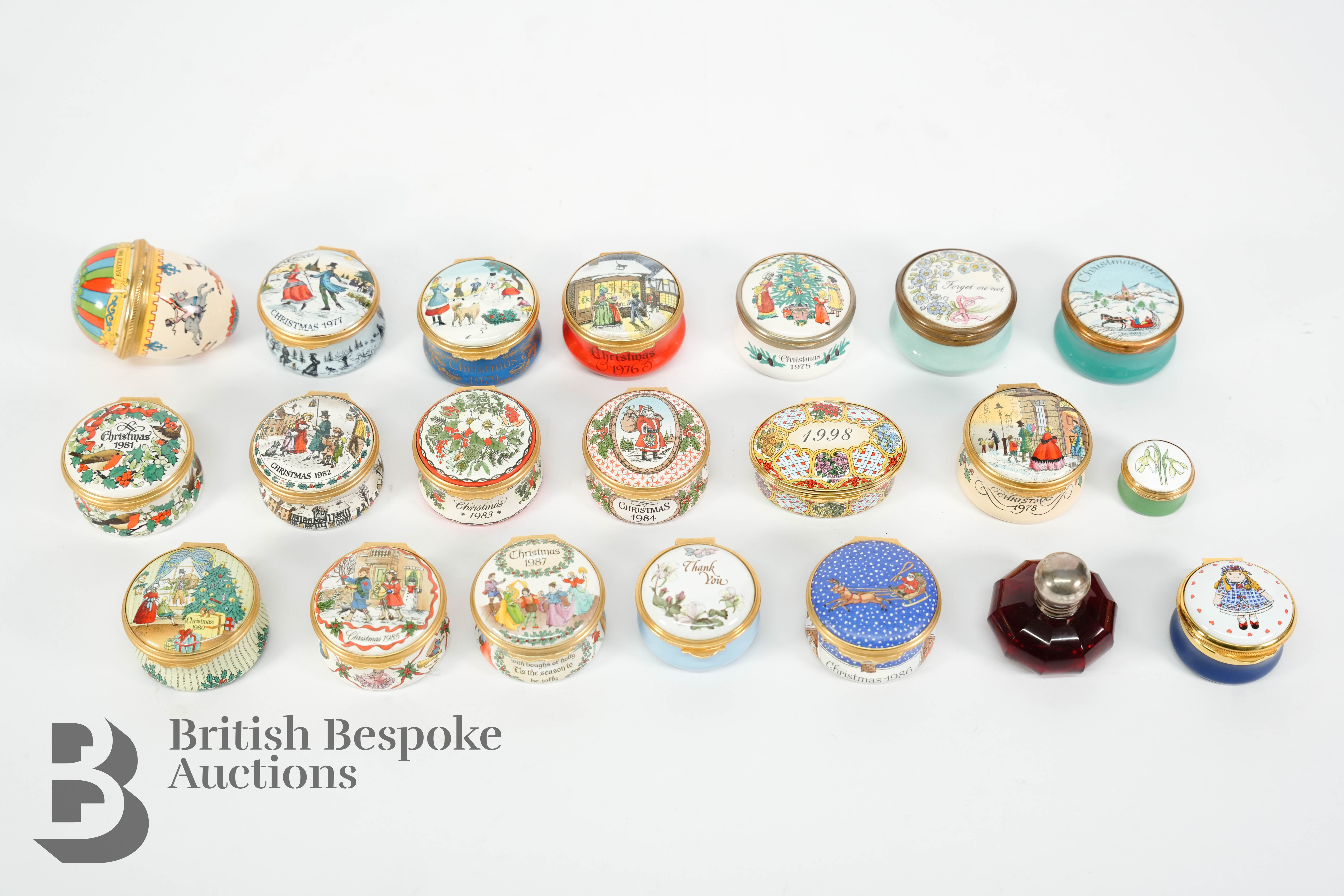 Quantity of Enamel Pill Boxes - Image 4 of 4