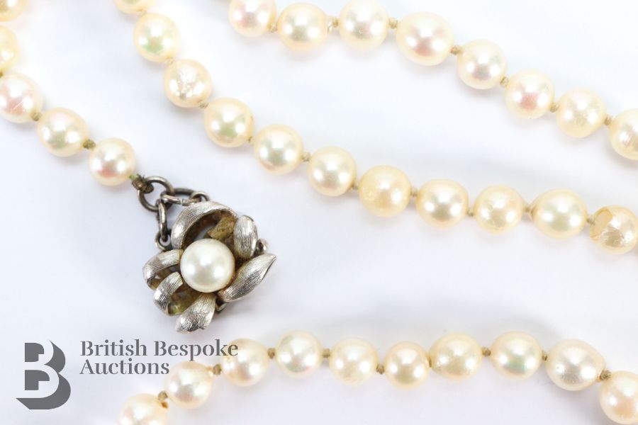 Pearl Necklace - Image 3 of 4