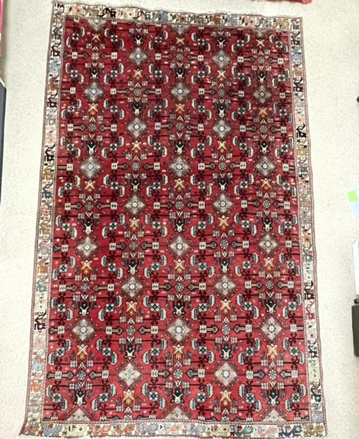 LARGE PERSIAN RUG 306 X 210CM