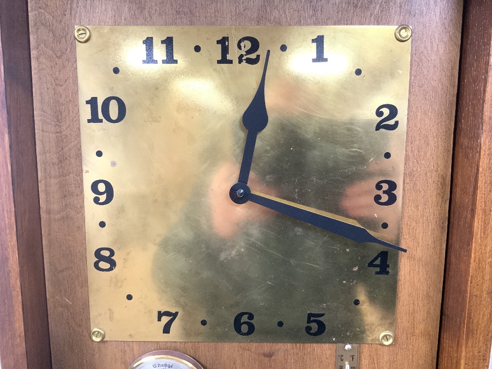 WOODEN OAK CLOCK AND BAROMETER/THERMOMETER 83 X 43 CM - Image 2 of 4