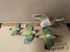 FOUR VINTAGE CERAMIC FLYING WALL MOUNTED BIRDS BESWICK 1344 AND 1188 WOODPECKER AND PARTRIDGE