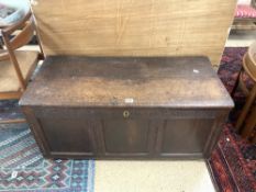 ANTIQUE OAK COFFER WITH CANDLE HOLDER 104 X 108 X 52 CM