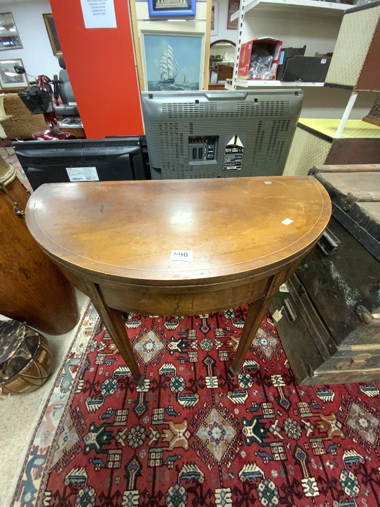 MAHOGANY AND INLAID BOXWOOD FOLDING TABLE DIAMETER 89CMS - Image 4 of 6