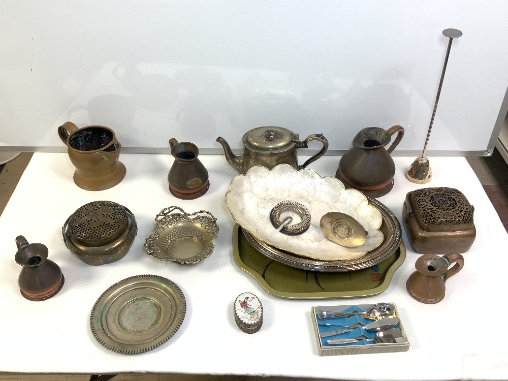 A QUANTITY OF MIXED METALWARE, CHINESE HAND-WARMERS, A GRADUATING SET OF SMALL COPPER JUGS, PLATED