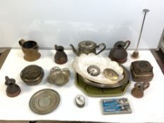 A QUANTITY OF MIXED METALWARE, CHINESE HAND-WARMERS, A GRADUATING SET OF SMALL COPPER JUGS, PLATED