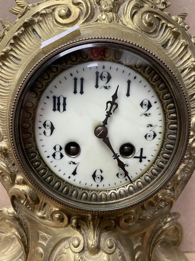 LARGE FRENCH GILDED BRASS EARLY 20TH CENTURY MANTEL CLOCK BY JAPY FRERES OF PARIS 59CM NO KEY OR - Image 3 of 6