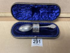 VICTORIAN HALLMARKED SILVER ENGRAVED CHRISTENING SPOON AND NAPKIN RING CASED BY HILLARD AND