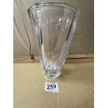 ORREFORS SWEDEN 7570.22 LEAD CRYSTAL RESIDENCE PATTERN VASE 20CM