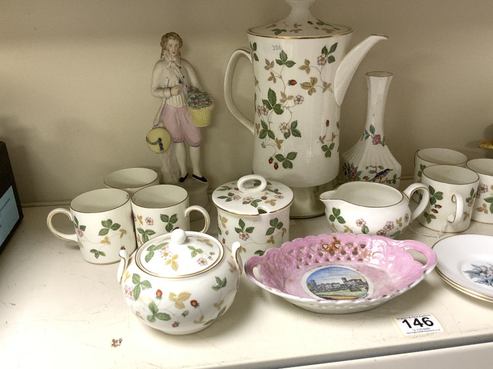 A WEDGEWOOD WILD STRAWBERRY PATTERN TEN PIECE PART COFFEE SET, SALT GLAZE EMBOSSED POT AND COVER AND - Image 2 of 12