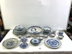 CHINESE BLUE AND WHITE BOWL [AF] 25.5 CMS, CHINESE BLUE AND WHITE TEA BOWLS, [AF], AND QUANTITY