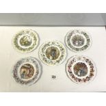 A SET OF FOUR ROYAL DOULTON- FOUR SEASONS PLATES FROM THE BRAMBLY HEDGE COLLECTION, AND ANOTHER -