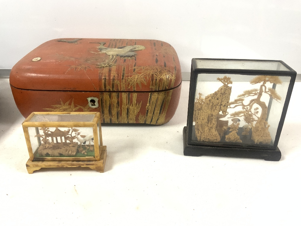 A CHINESE ANTIMONY METAL TEA CADDY, THREE DECORATED SILK FANS, RED AND GOLD LACQUER BOX ETC. - Image 7 of 14