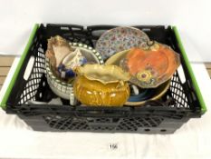 A CARNIVAL GLASS BOWL, MUSICAL PLATE AND OTHER CERAMICS.