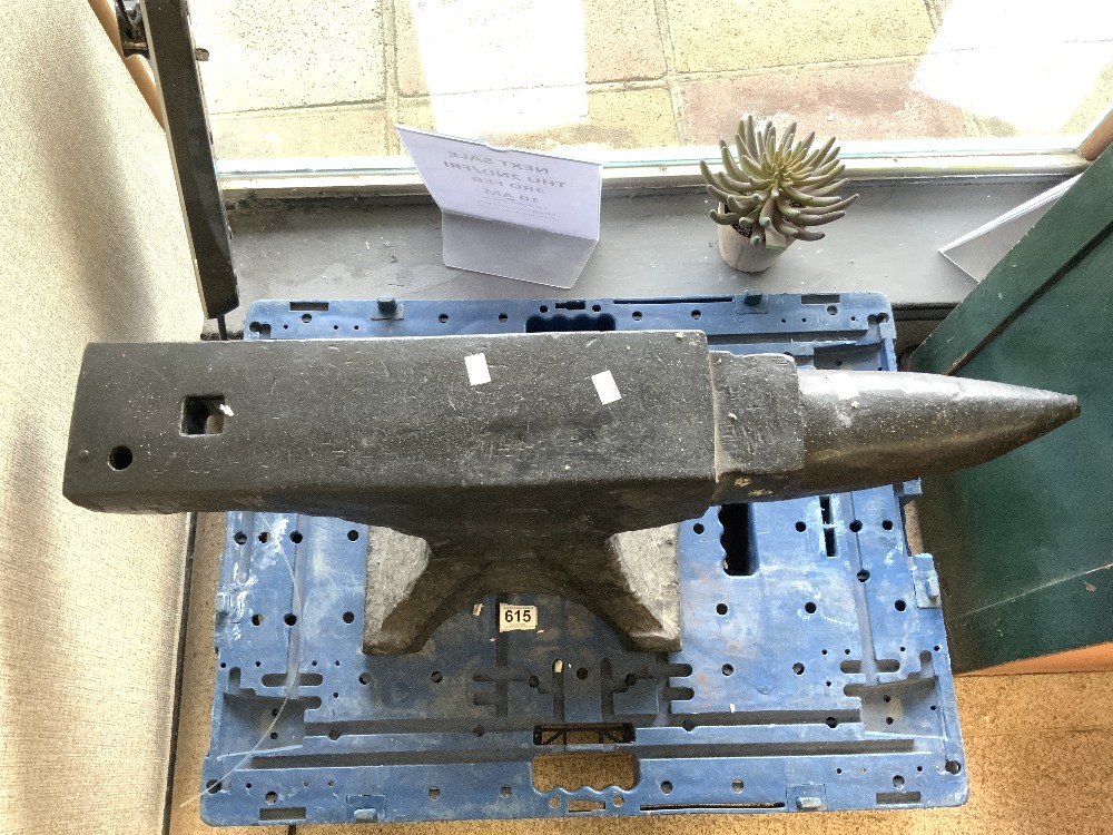 LARGE VICTORIAN METAL ANVIL 81 CM - Image 3 of 3