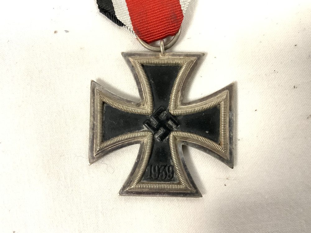 A GERMAN IRON CROSS MEDAL, AND A EXACT REPLICA OF THE " LUSITANIA " [GERMAN] MEDAL. - Image 7 of 9