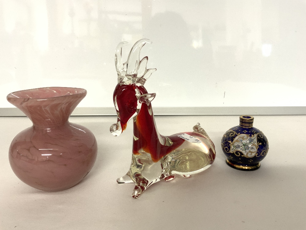 A STUDIO GLASS FIGURE OF A PENGUIN;19CMS, GLASS FIGURE OF A DEER, CHAMPAGNE GLASS, PINK GLASS BOWL - Image 3 of 3