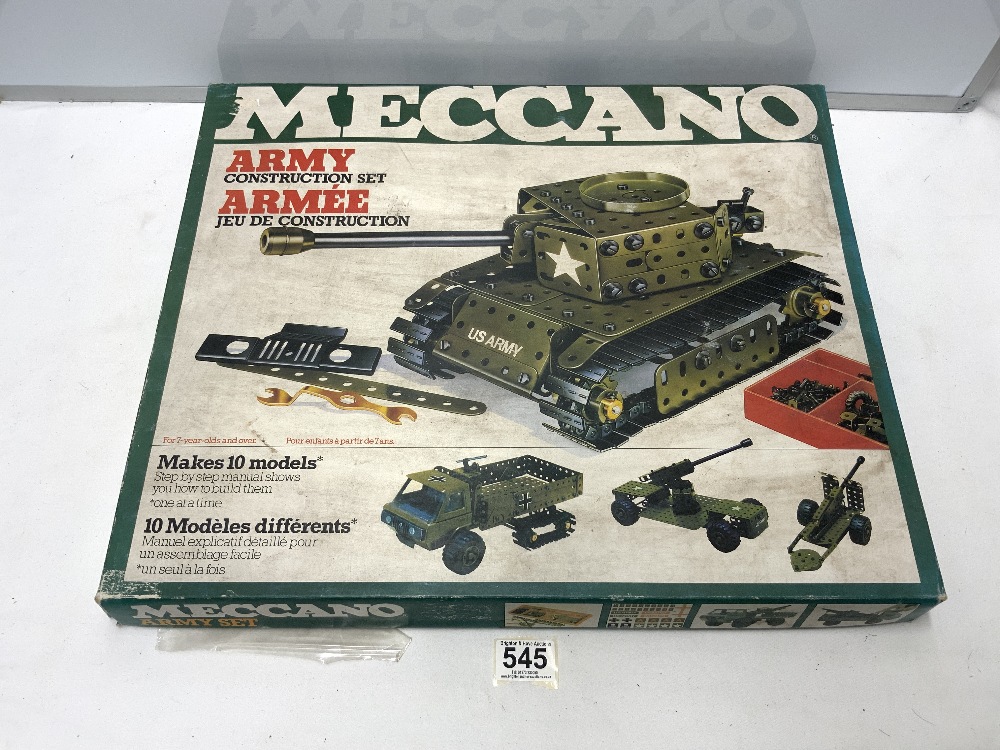 TWO MECCANO ARMY CONSTRUCTION SETS IN ORIGINAL BOXES, AND A BANDAI STEAM TRACTION ENGINE SET IN - Image 6 of 7