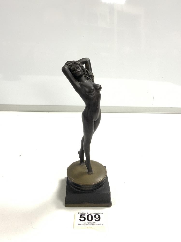 SMALL STATUE FIGURE OF A NAKED LADY MARKED DE'VINE 20CM