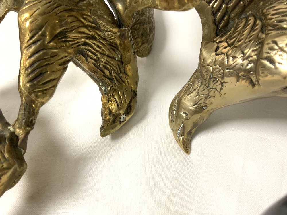 TWO BRASS MODELS OF EAGLES, ONE ON MARBLE BASE, 25 CMS. - Image 5 of 5