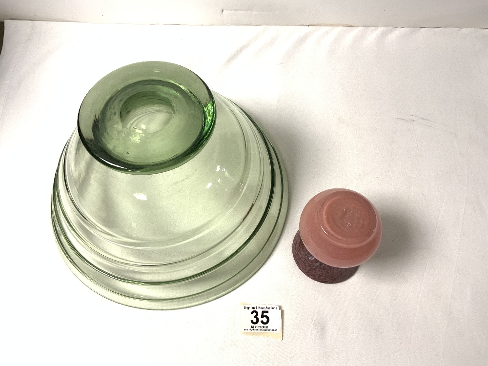 A GREEN GLASS WHITEFRIARS BOWL, 27CMS DIAMETER, AND A SMALL PINK VASART GLASS VASE, 10CMS. - Image 3 of 3