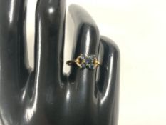 VINTAGE 375 GOLD RING WITH STONES SIZE N