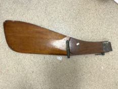 A VINTAGE MAHOGANY BOAT RUDDER, 110 CMS .