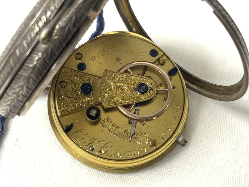 A HALLMARKED SILVER ENGRAVED POCKET WATCH WITH SILVERED DIAL AND GOLD ROMAN NUMERALS, MOVEMENT - Image 4 of 6