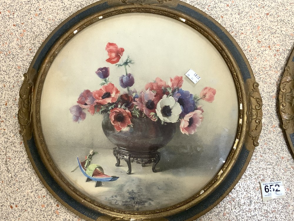 PAIR OF VINTAGE ROUND FRAMED AND GLAZED STILL LIFE PRINTS 46CM DIAMETER - Image 2 of 4