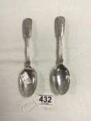 PAIR OF HEAVY HALLMARKED SILVER REEDED EDGE DESSERT SPOONS BY MAPPIN AND WEBB 1921 18CM 131 GRAMS