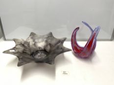 MURANO GLASS STAR SHAPE BOWL, 40 CMS DIAMETER, AND A RED GLASS PRONGED VASE.