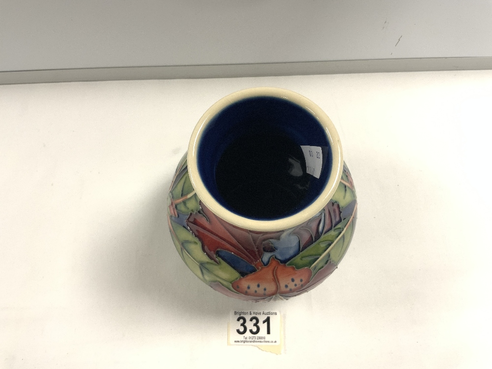A MOORCROFT SIMEON PATTERN VASE, DESIGNED BY PHILIP GIBSON, 15 CMS. - Image 3 of 5