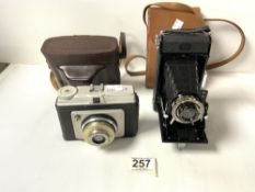 VINTAGE ZEISS IKON TELMA CAMERA WITH A ILFORD SPORTI CAMERA BOTH WITH ORIGINAL CASES