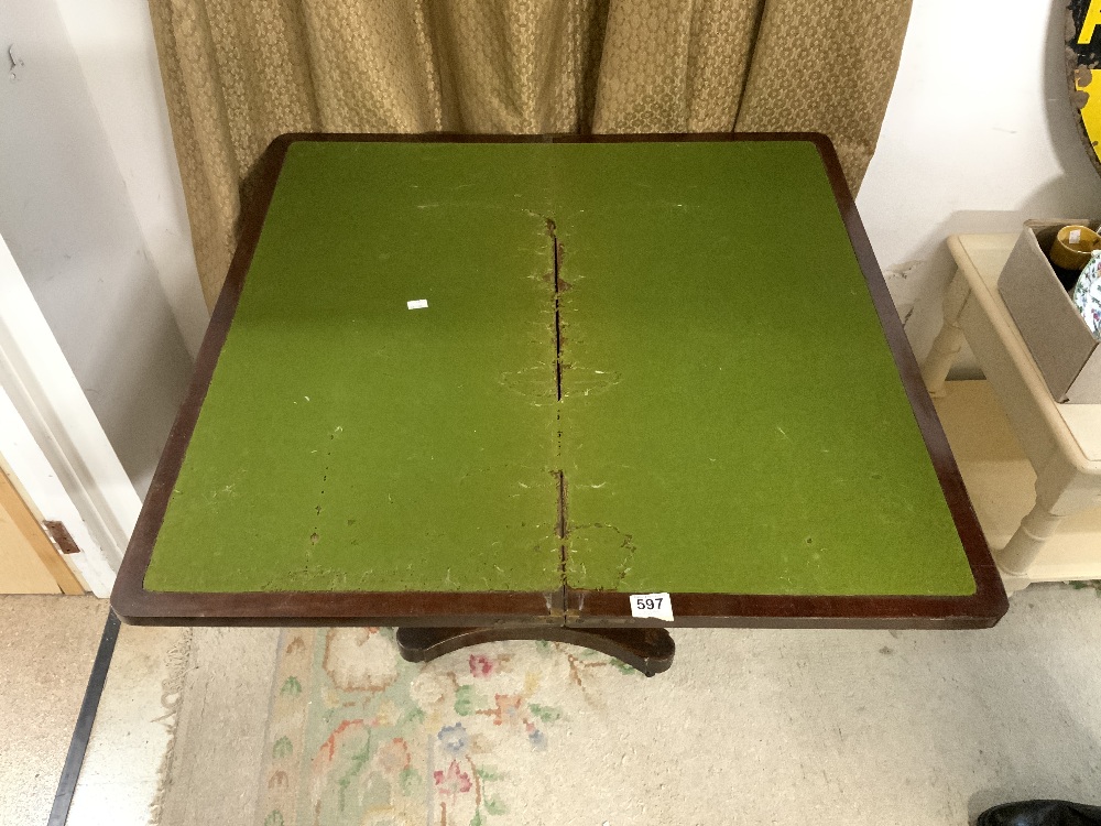 A WILLIAM IV FLAME MAHOGANY FOLDING TOP CARD TABLE ON CENTRAL COLUMN AND PLATFORM BASE, 92X46X72