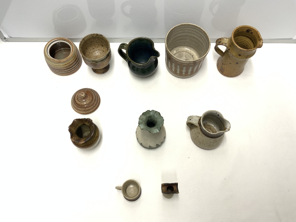 A QUANTITY OF GLAZED AND UNGLAZED STUDIO AND OTHER POTTERY, VASES, JUGS, DISHES, INCLUDES - JILL - Image 11 of 12