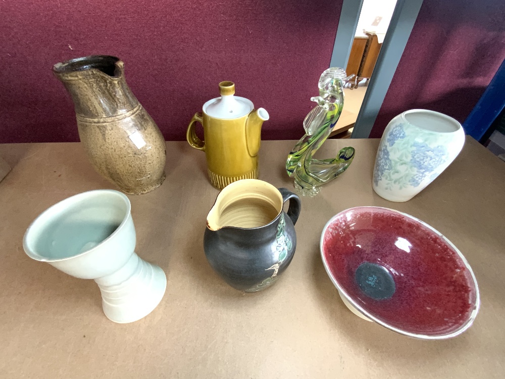 A COLOURED GLASS COCKEREL, STUDIO POTTERY VASES, JUGS, AND OTHER CERAMICS. - Image 5 of 7