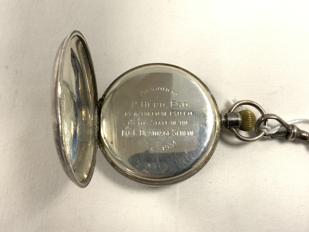 A HALLMARKED SILVER POCKET WATCH WITH WHITE ENAMEL DIAL AND SUBSIDIARY SECONDS, BIRMINGHAM 1893.WITH - Image 5 of 7
