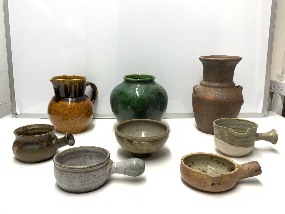 A QUANTITY OF GLAZED AND UNGLAZED STUDIO AND OTHER POTTERY, VASES, JUGS, DISHES, INCLUDES - JILL - Image 4 of 12
