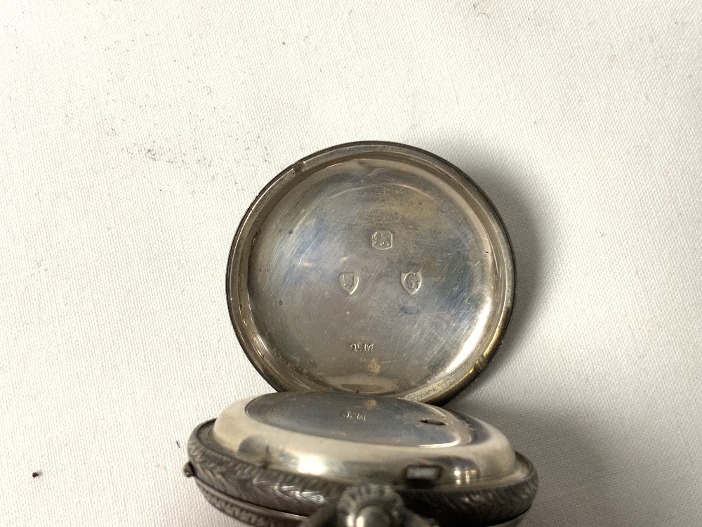 A HALLMARKED SILVER ENGRAVED POCKET WATCH WITH SILVERED DIAL AND GOLD ROMAN NUMERALS, MOVEMENT - Image 6 of 6