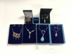 MIXED BOXED COSTUME JEWELLERY INCLUDES SWAROVSKI