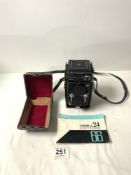 VINTAGE YASHICA 24 CAMERA WITH CASE