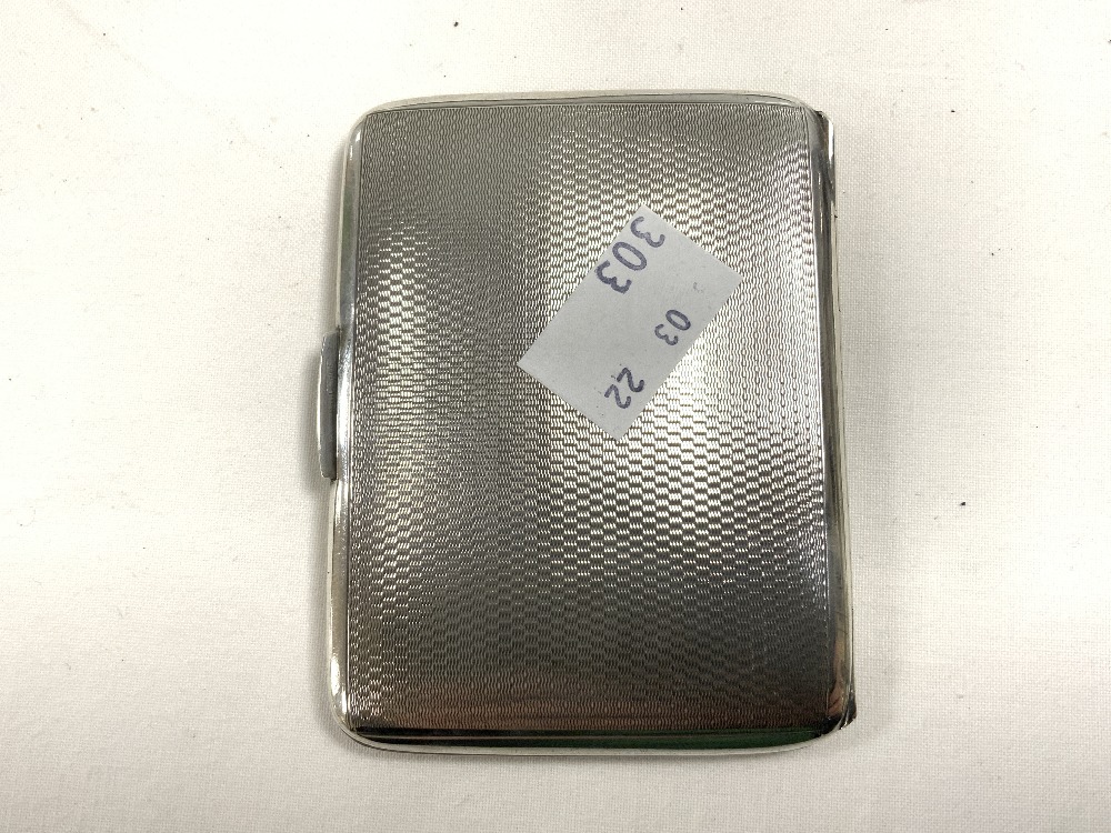 HALLMARKED SILVER RECTANGULAR ENGINE TURNED CIGARETTE CASE DATED 1937 ART DECO PERIOD BY F.H.ADAMS - Image 3 of 5