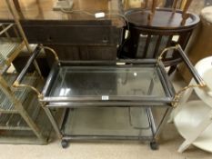 A MODERN CHROME AND BRASS AND GLASS 2 TIER DRINKS TROLLEY.