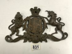 BRONZE CAST OF THE ROYAL COAT OF ARMS 30CM