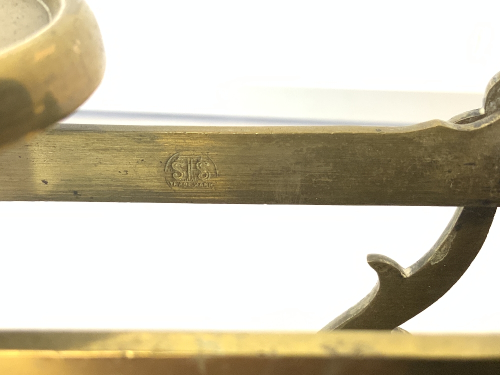 A SET OF VICTORIAN BRASS POSTAL SCALES AND WEIGHTS. - Image 5 of 5